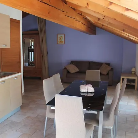 Paradiso Sul Maggiore アパート