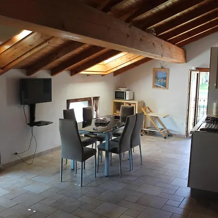Apartment Paradiso Sul Maggiore