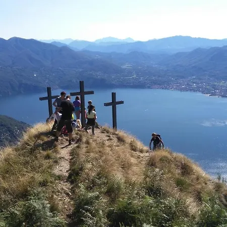 Paradiso Sul Maggiore アパート