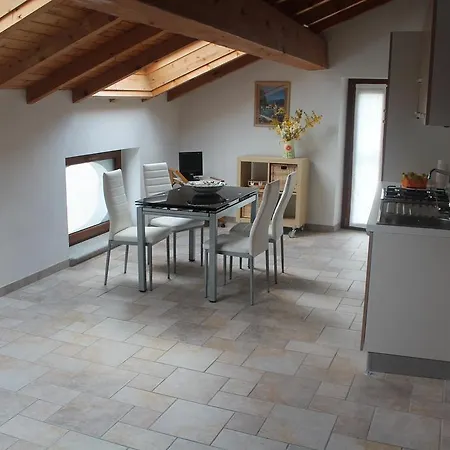 Paradiso Sul Maggiore アパート