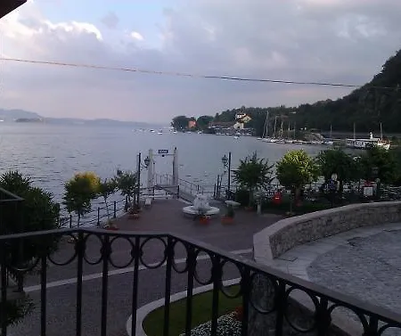 Paradiso Sul Maggiore アパート *