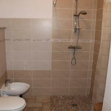 Paradiso Sul Maggiore アパート バヴェーノ